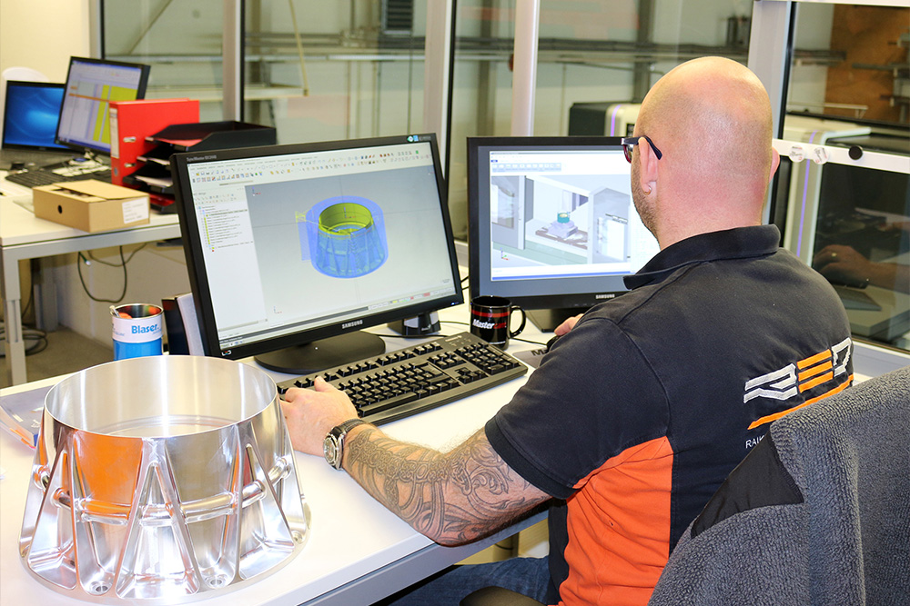 Mastercam_RED-Aircraft_Programmieren_Cad-Cam-Software